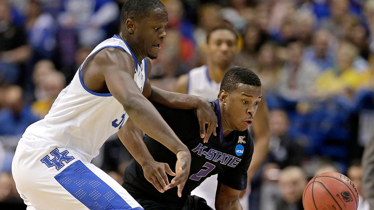 No. 8 seed Kentucky holds off Kansas State 56-49